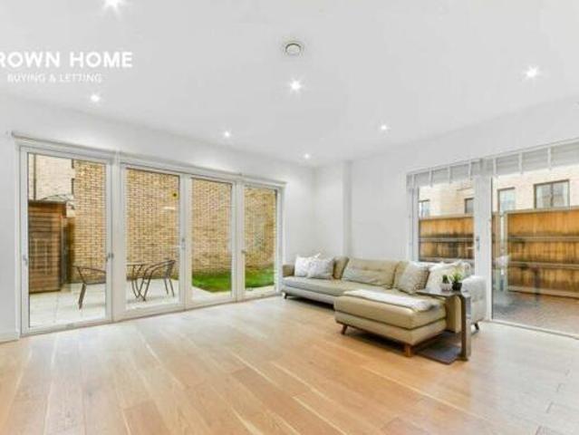 House for rent in Lyons, Greater London