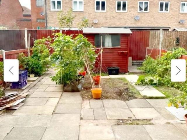 House for rent in London Borough of Redbridge, Greater London