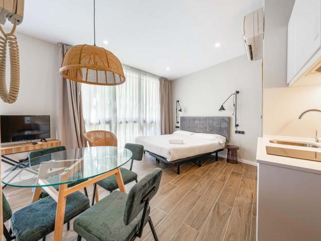 Apartamento en alquiler en Ciutat Vella, Barcelona