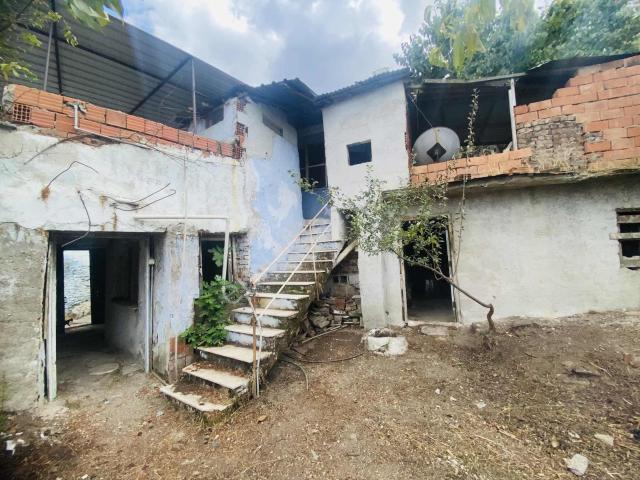 Ertuğrul Mahallesi, Tire içerisinde satılık Villa