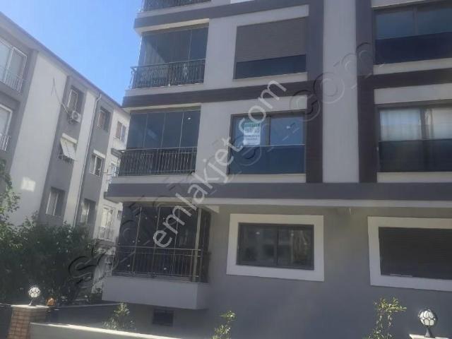 Tire, İzmir içerisinde kiralık mülk