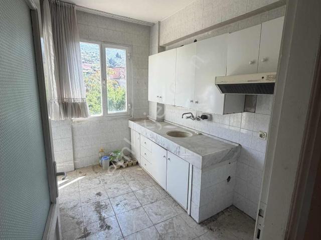 Tire, İzmir içerisinde satılık mülk