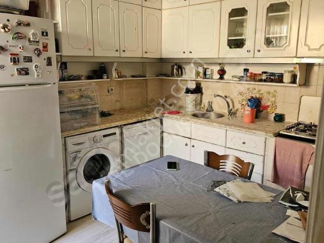Tire, İzmir içerisinde satılık mülk