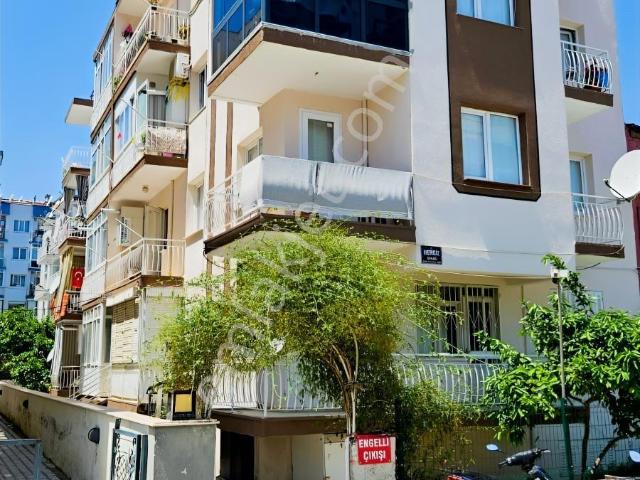 Tire, İzmir içerisinde satılık mülk