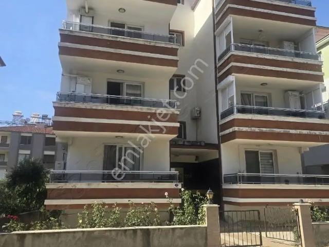 Tire, İzmir içerisinde kiralık mülk