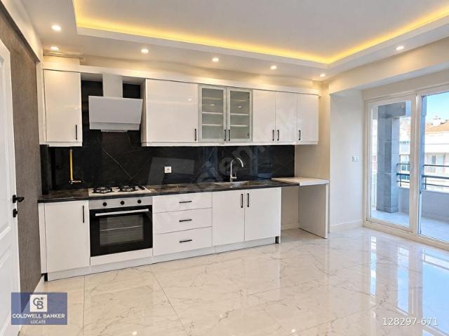 Tire, İzmir içerisinde satılık mülk