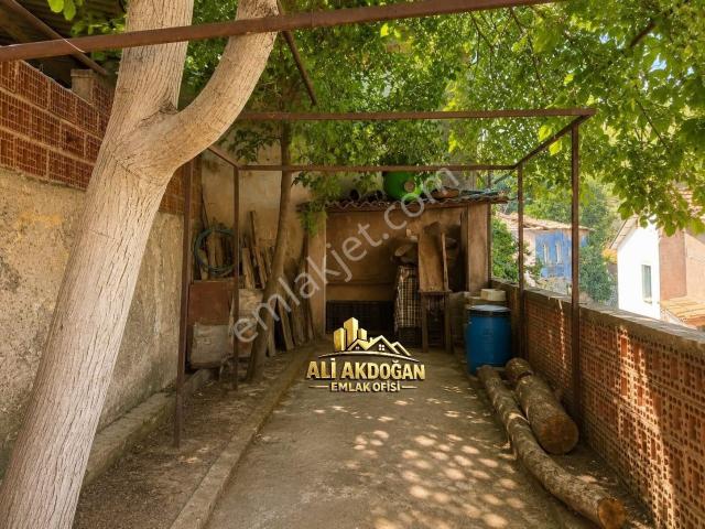 Tire, İzmir içerisinde satılık Villa