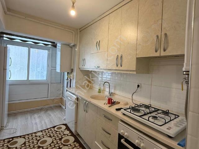 Tire, İzmir içerisinde kiralık mülk