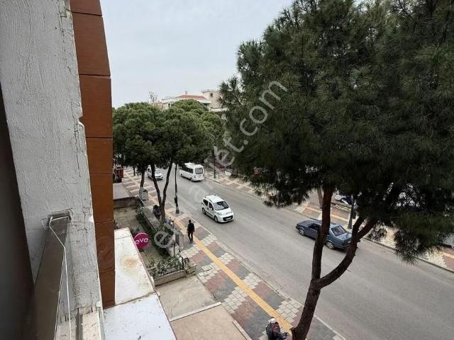 Tire, İzmir içerisinde kiralık mülk