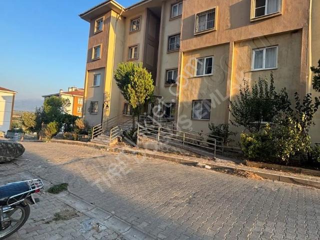 Tire, İzmir içerisinde satılık mülk