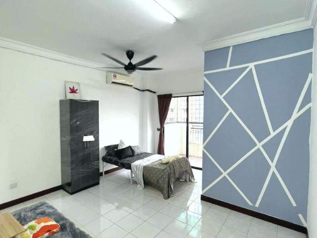 Room for rent in Country Heights Damansara, Kuala Lumpur