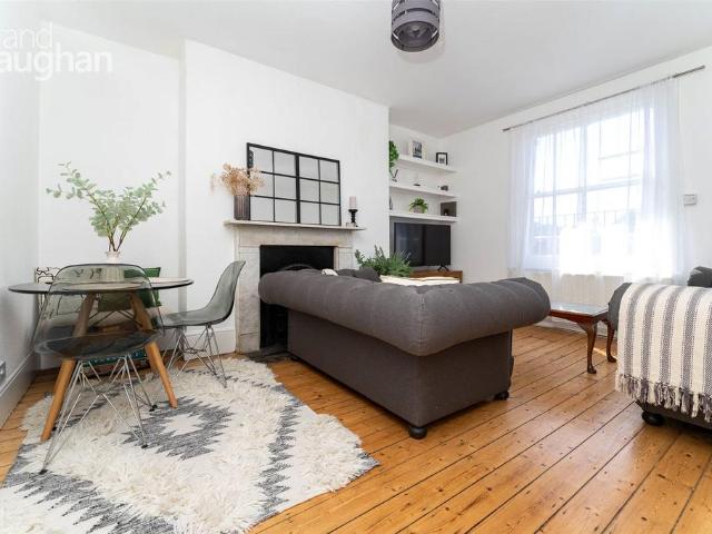Apartment for rent in Portslade by Sea, Hove