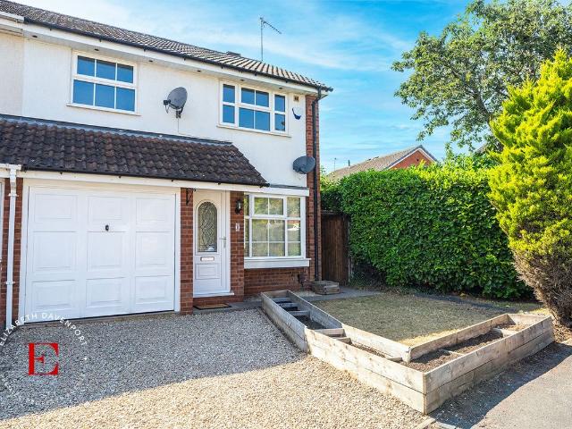 Apartment for rent in Park Hill, Green Close