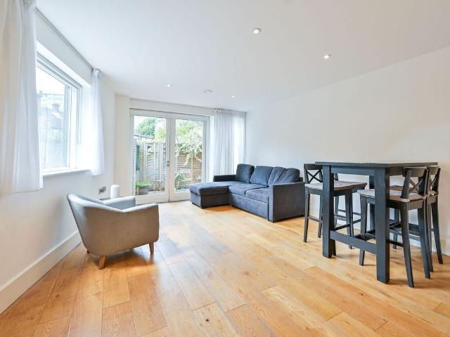 Apartment for rent in Walworth, Greater London