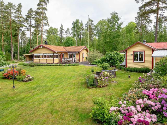 Villa till salu i Katrineholm, Södermanland