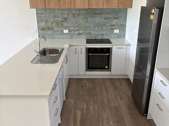 House for rent in Tītahi Bay, Porirua