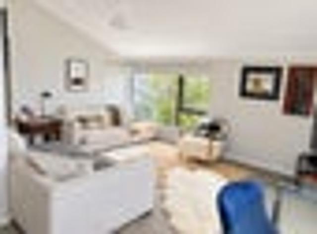 Apartment for rent in Tītahi Bay, Porirua