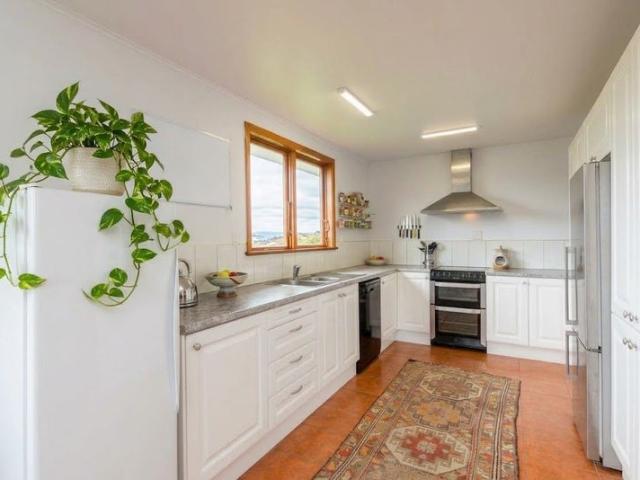 House for rent in Tītahi Bay, Porirua