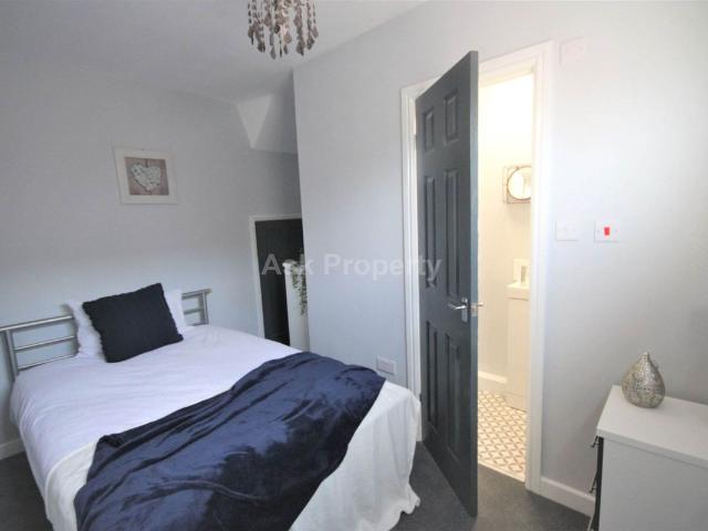 Room for rent in Potters Corner, East Midlands