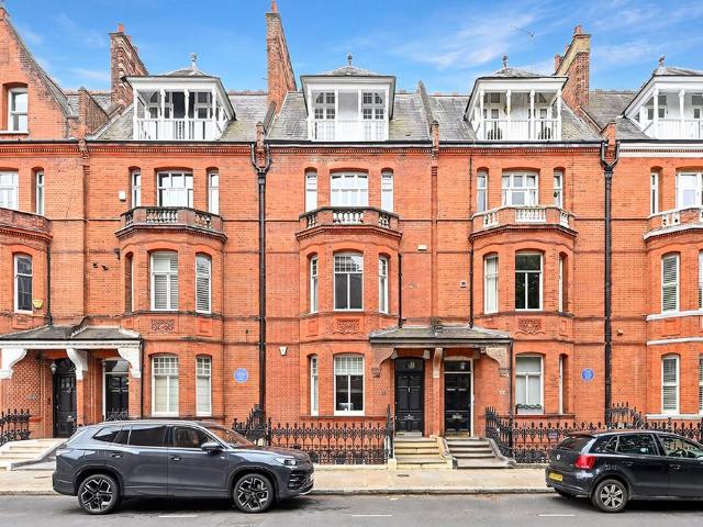 House for rent in Chelsea, Greater London