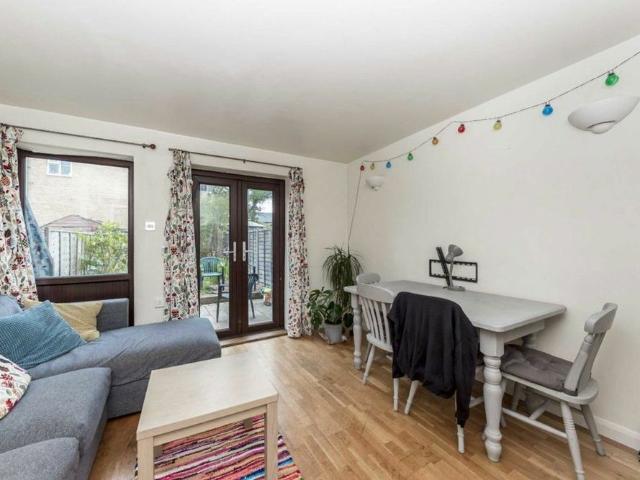 House for rent in Kingston Upon Thames, Norbiton