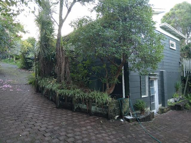House for rent in Oratia