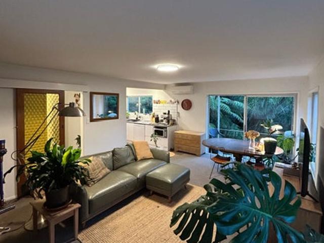 Apartment for rent in Oratia