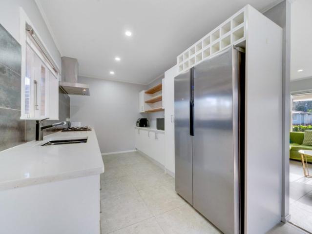 House for rent in Oratia, Oroua County
