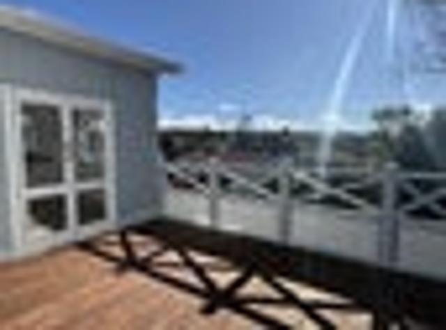 House for rent in Oratia, Oroua County