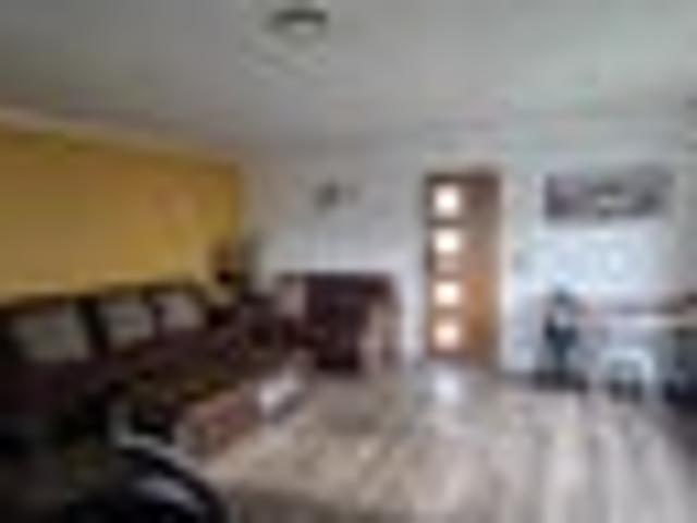 House for rent in Oratia