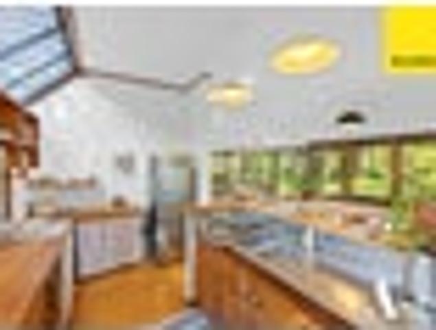 House for rent in Oratia, Oroua County