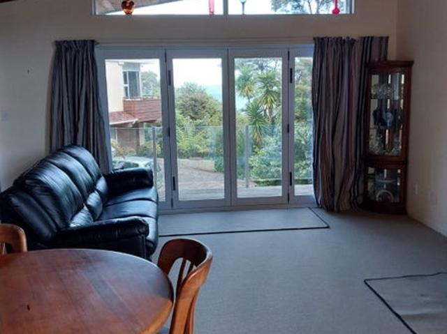 Apartment for rent in Oratia