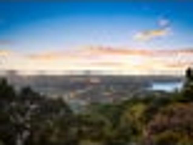 House for sale in Oratia