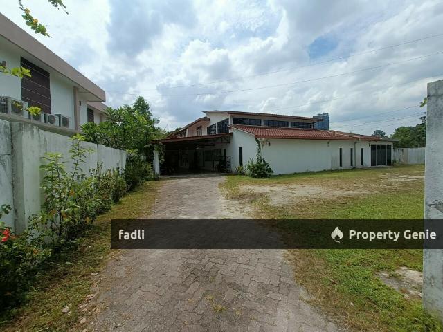 Bungalow for rent in Country Heights Damansara, Kuala Lumpur