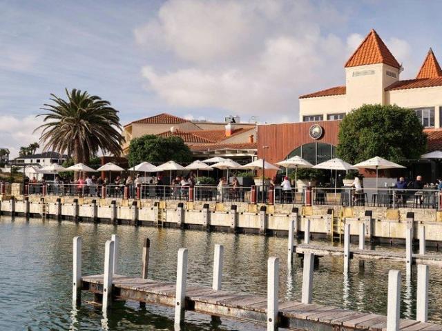 Cottage for sale in Clarkson, Western Australia