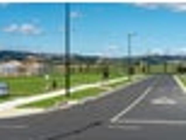 Land for sale in Awhitu, Oroua County