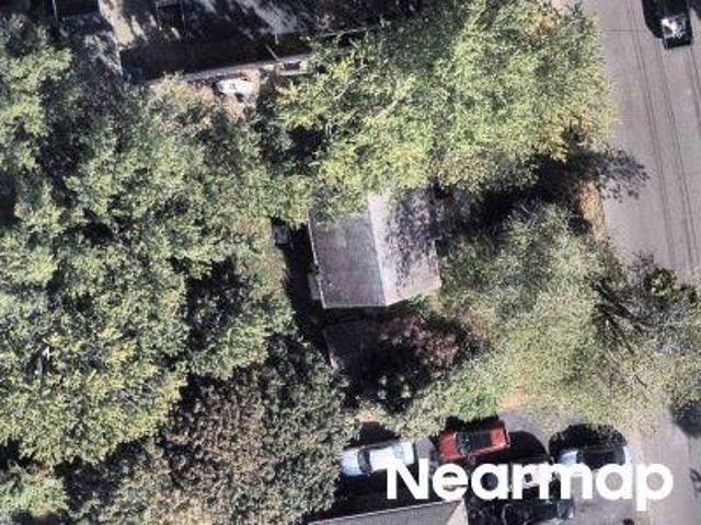 House for sale in Mastic, Town of Brookhaven