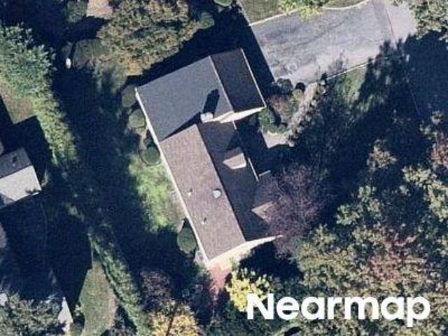 House for sale in Williston Park