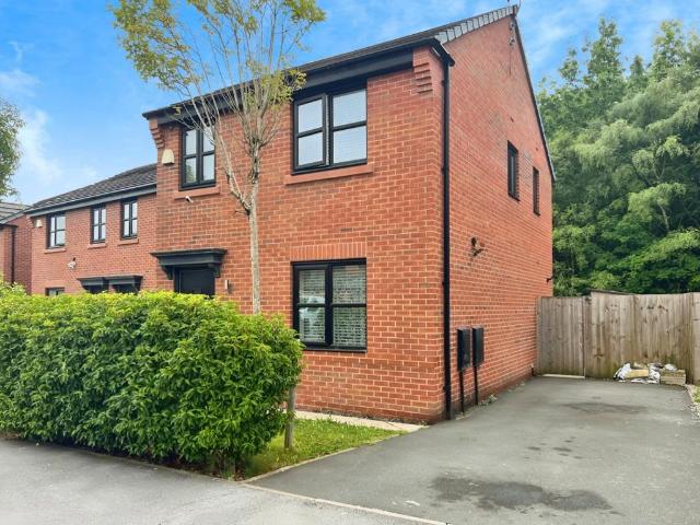 House for rent in Westleigh, Wigan