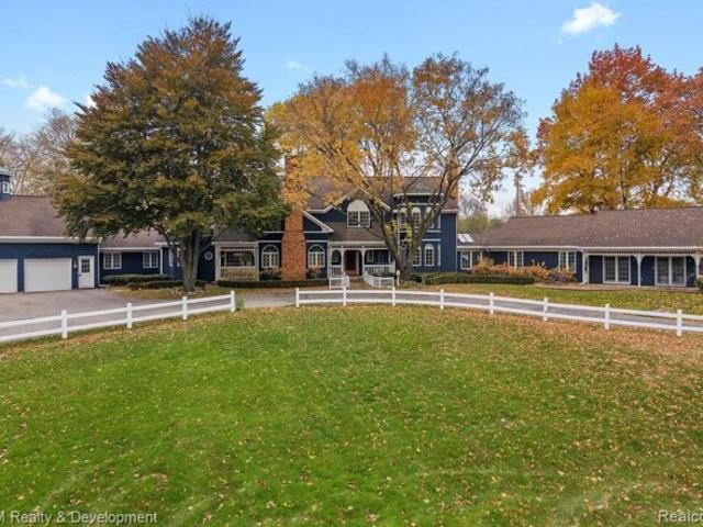 House for sale in Bloomfield Hills, Michigan