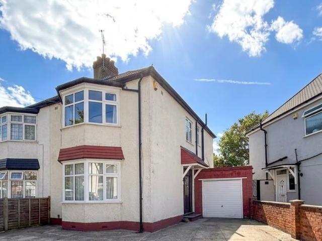 Apartment for rent in Greater London