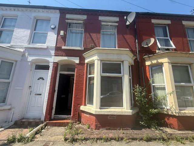 House for rent in Calderstones