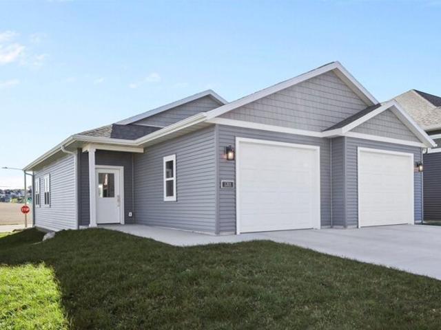 Condo for sale in Oregon, Wisconsin