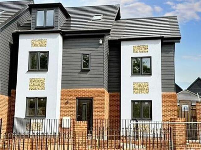 House for sale in Acol, Kent