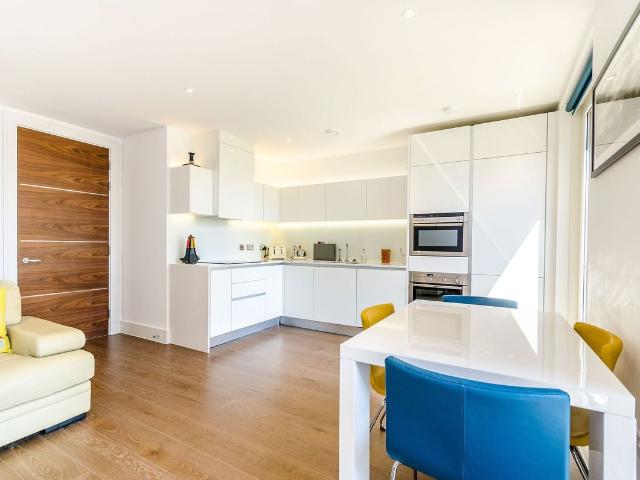 Apartment for rent in Kidbrooke Village, Greater London