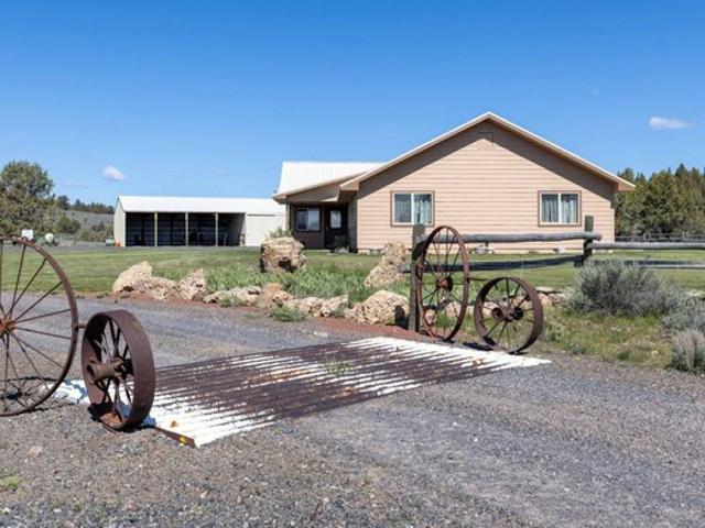 Farm for sale in Oregonia