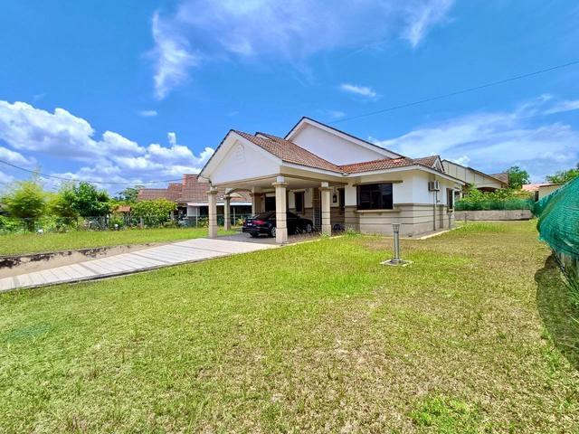 Bungalow for sale in Kuala Muda, Kedah