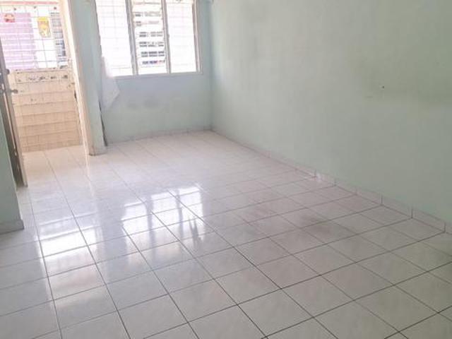 Apartment for sale in Kajang, Langat