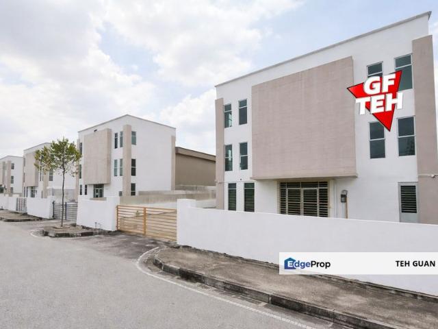 Warehouse for rent in Mukim 16, Tena