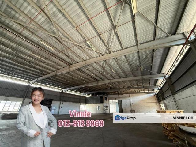 Warehouse for rent in Mukim 16, Tena